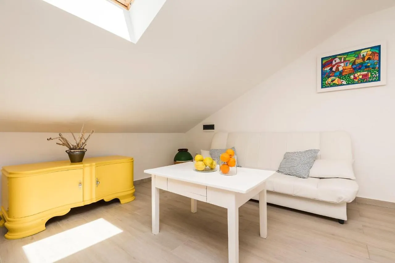 Appartamento Casa Maria 2 Mali Lošinj